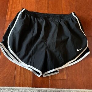 Nike Women's Black Running Tempo Shorts